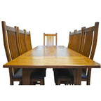 Table de salle à manger et chaises à dossier haut Stow Leaf (2 couleurs disponibles)