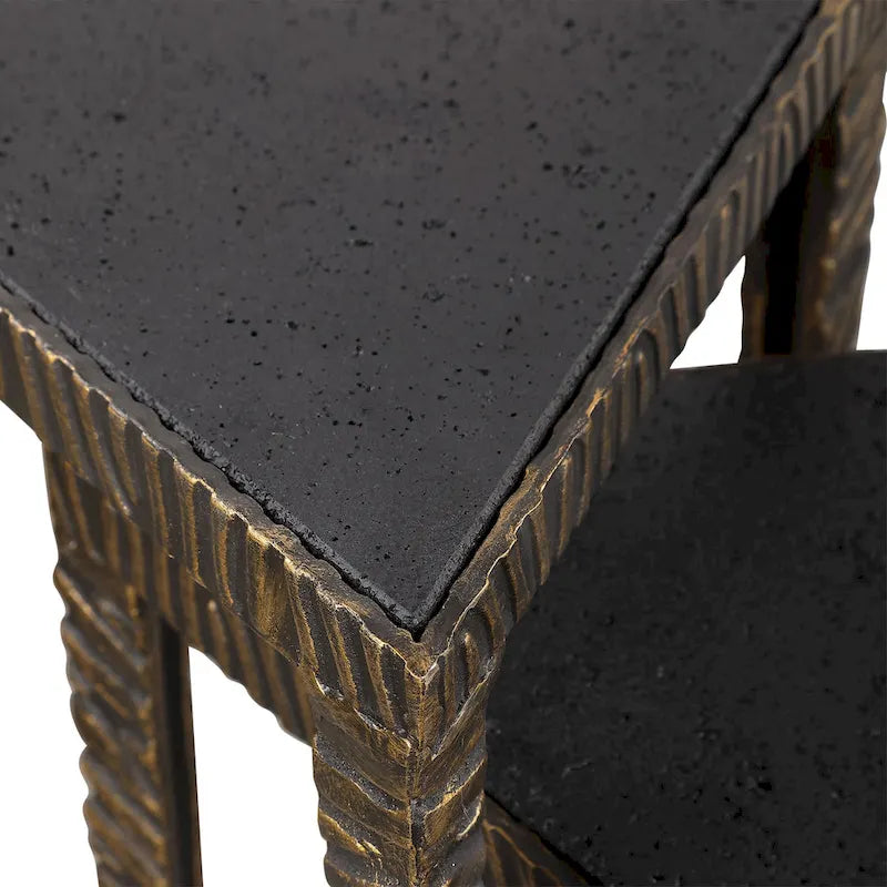 Tables d'appoint triangulaires