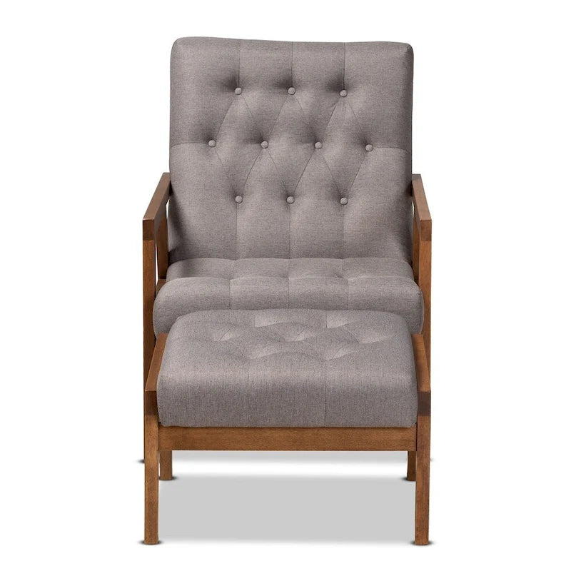 Fauteuil rembourré et son pouf