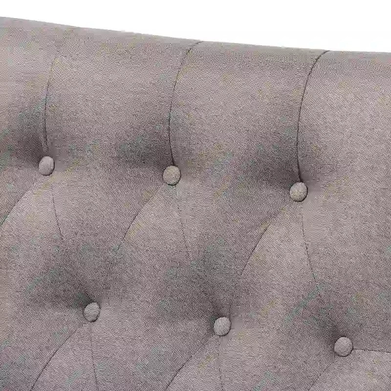 Fauteuil rembourré et son pouf