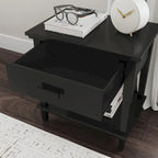 Lit King en bois noir et deux tables de chevet