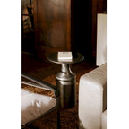 Table d'appoint Art déco en aluminium poli – 14,5L x 14,5P x 21H